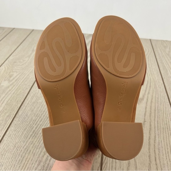 Gentle Souls Women's Charlene Hooded Slingback Sandals 7M Cognac Leather $199 - Picture 8 of 9